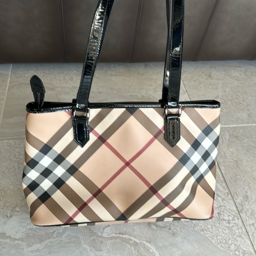 Burberry tote